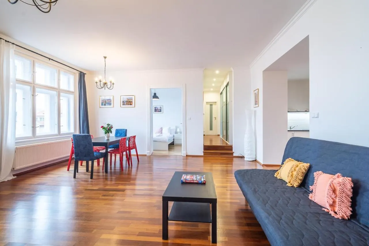 Royal Road Residence Praga Apartamento