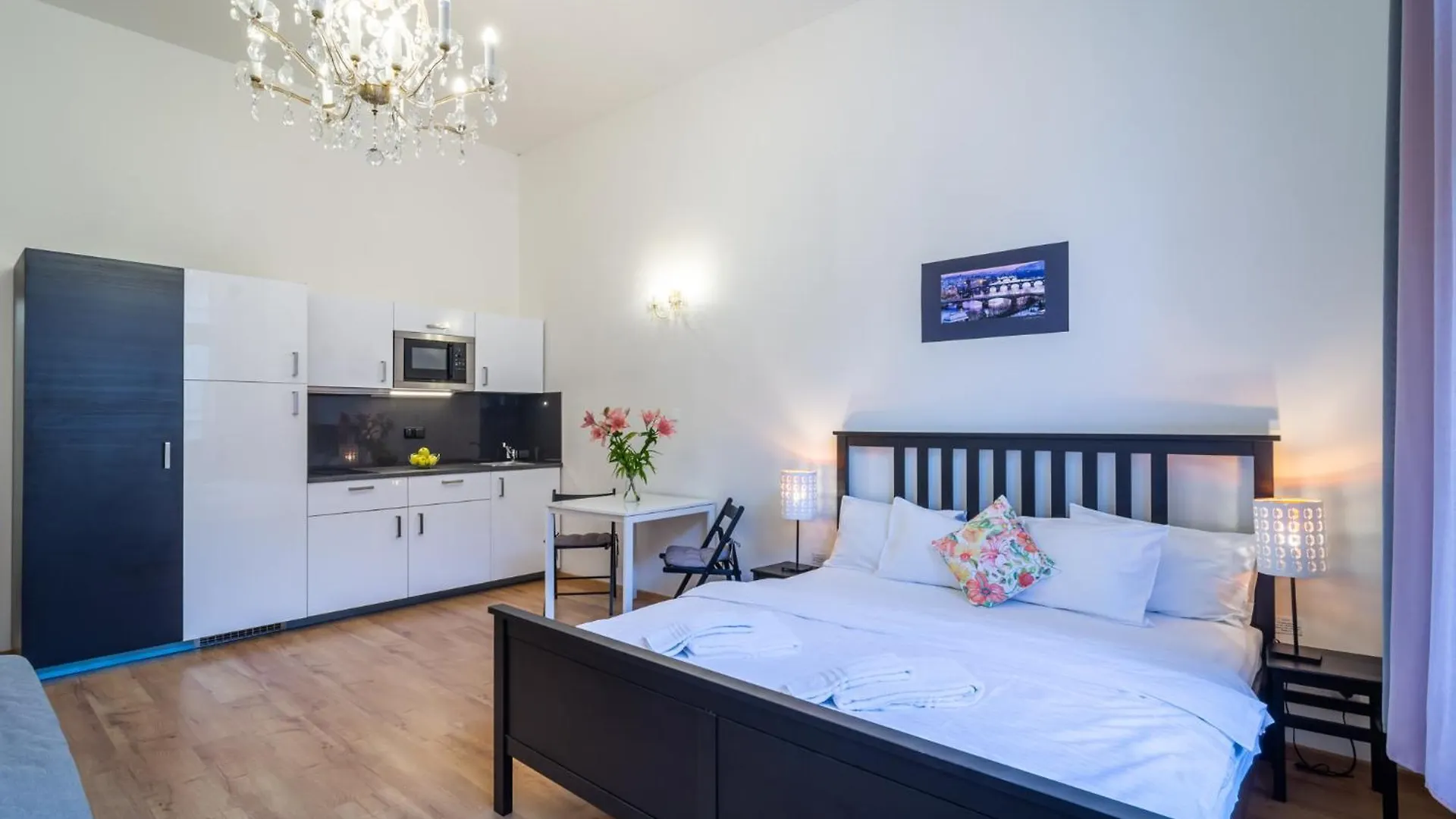 Royal Road Residence Praga Apartamento