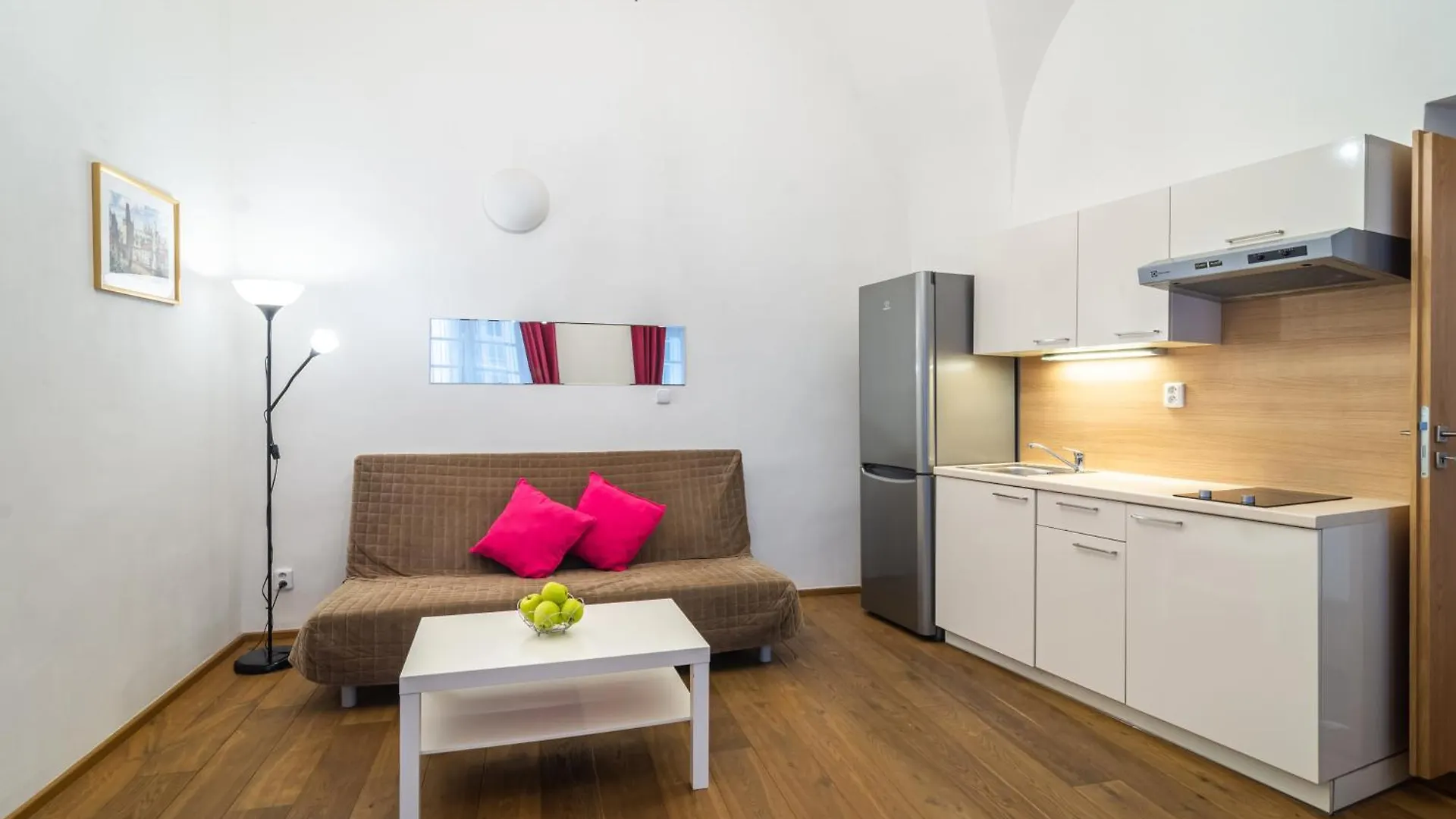 Royal Road Residence Praga
