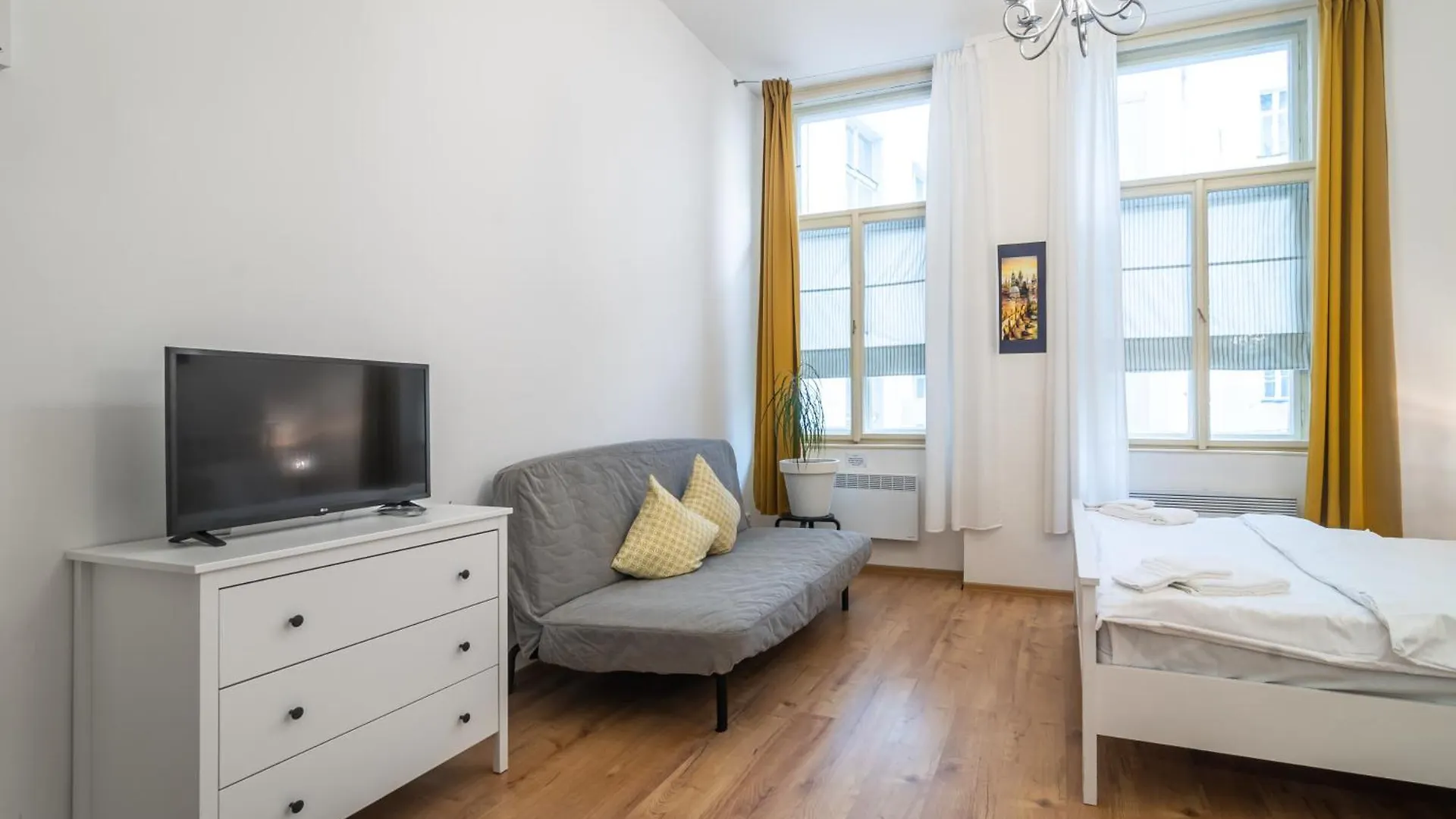 Royal Road Residence Prag 0*,