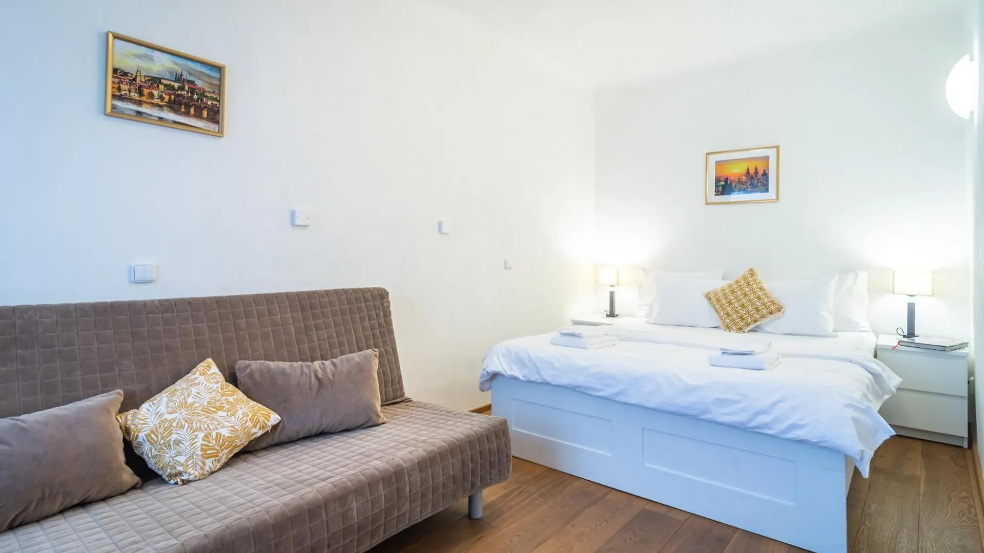 Royal Road Residence Prag 0*,