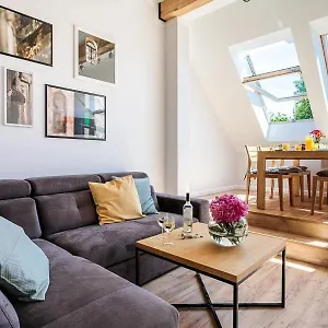 https://apartment-kosciuszki-street-by-nearto.krakowhotelspoland.com