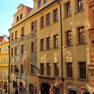 Thunovska Prag