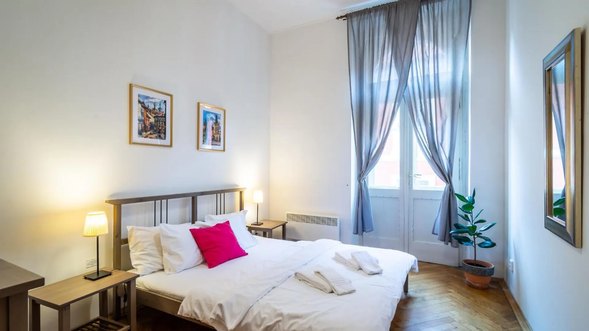 Royal Road Residence Praga Apartamento