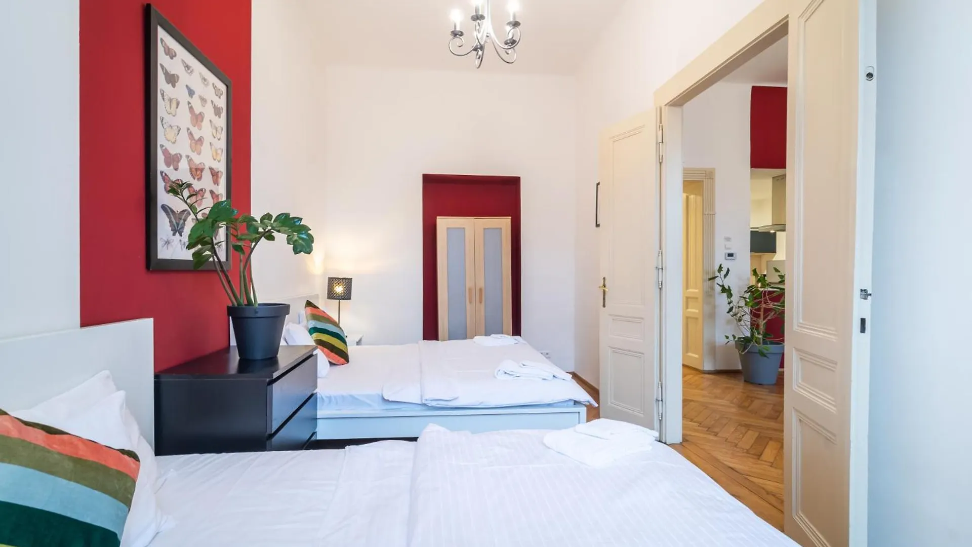 Apartment Royal Road Residence Prague